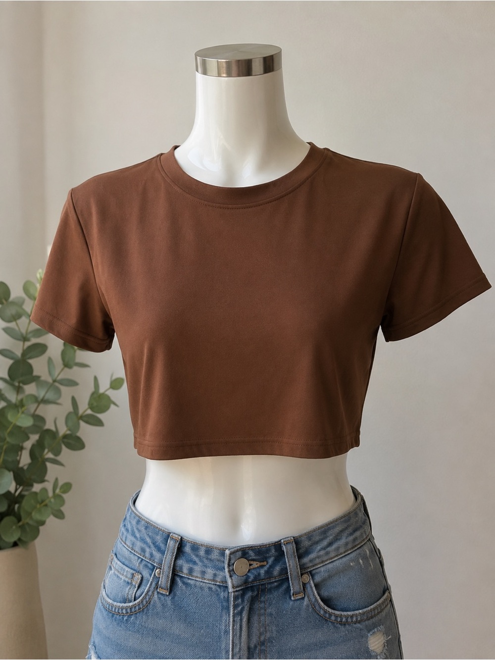 SHEIN Brown Cropped Crewneck Tee